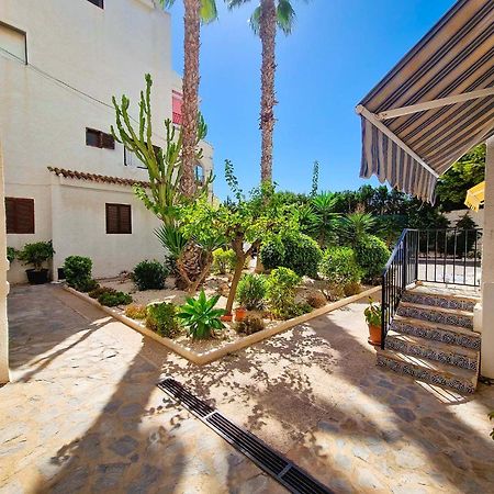 Residential With Pool, 500 Meters To The Beach Orihuela Extérieur photo